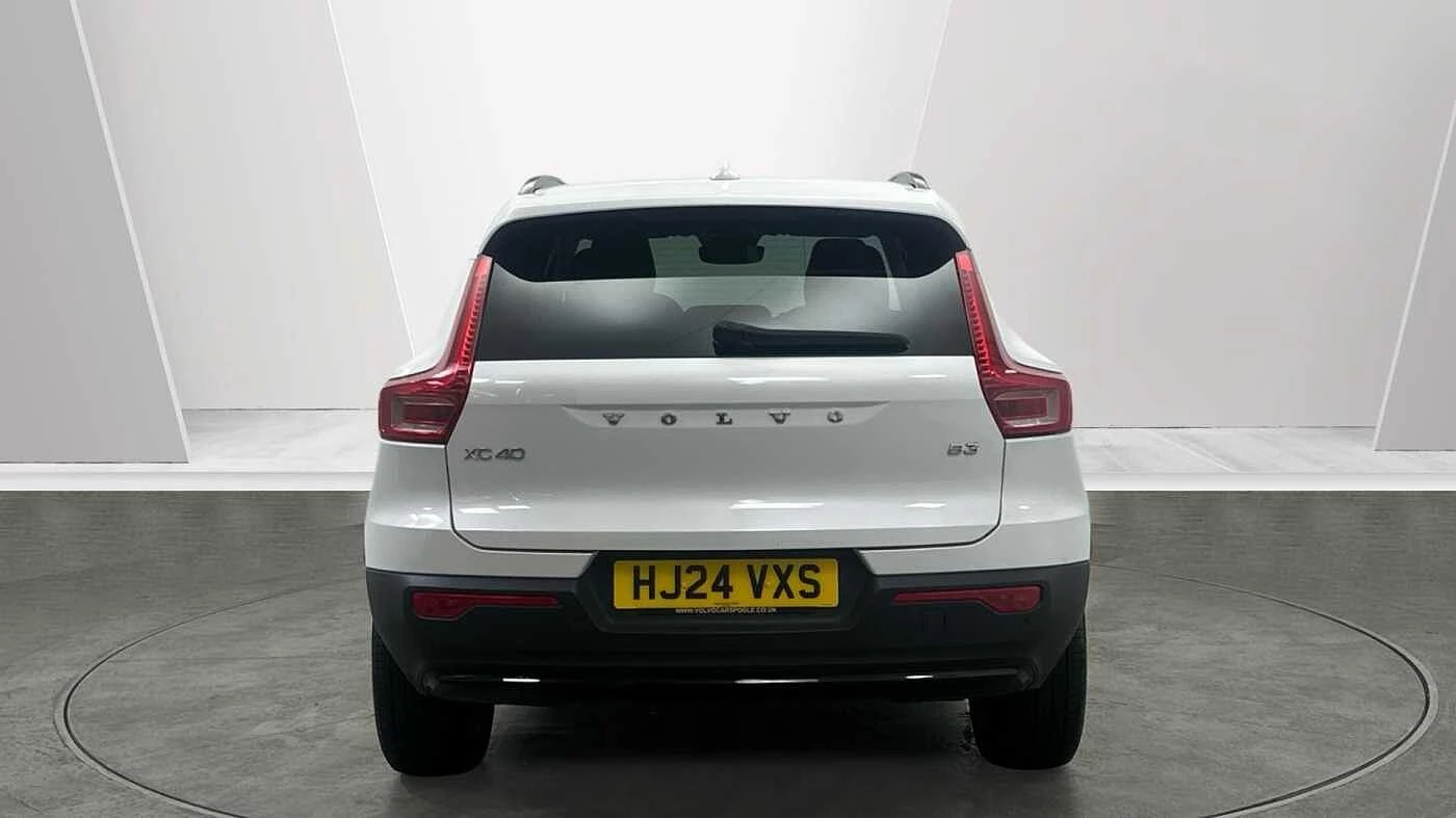 Volvo-XC40-image-8