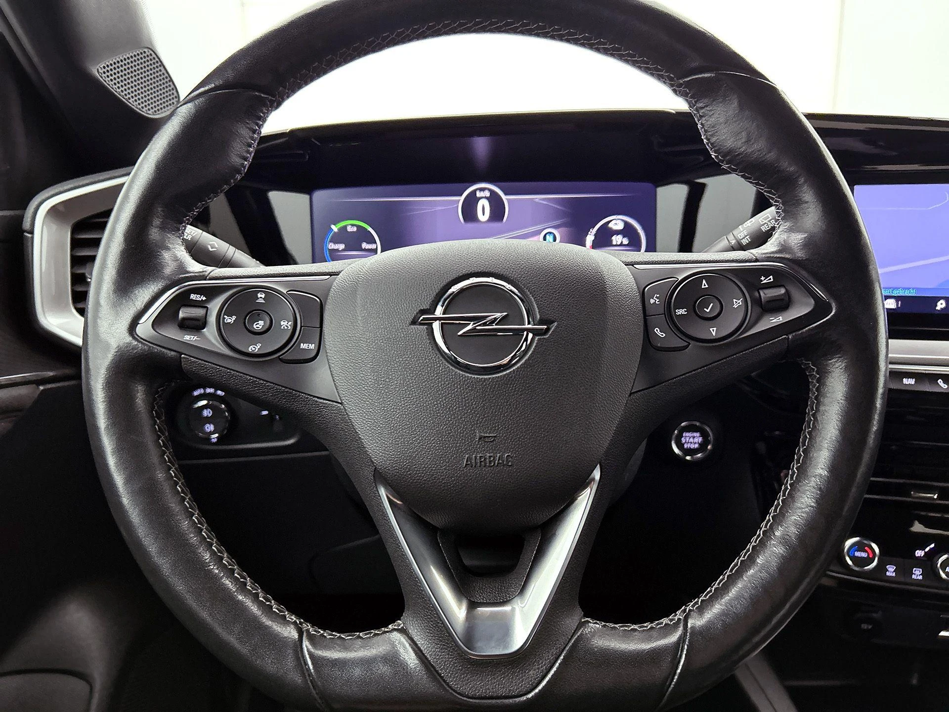 Opel-Mokka-e-image-29