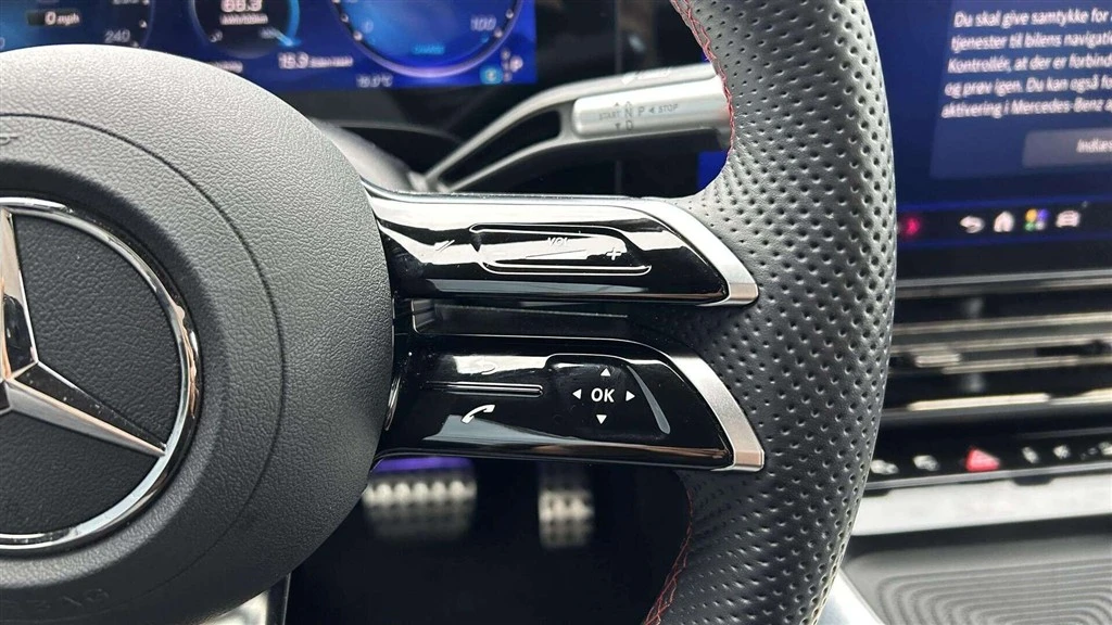 Mercedes-Benz-CLA-image-11