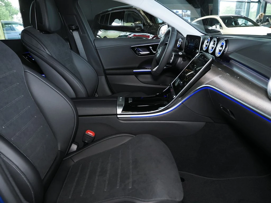 Mercedes-Benz-C-Klasse 200-image-9