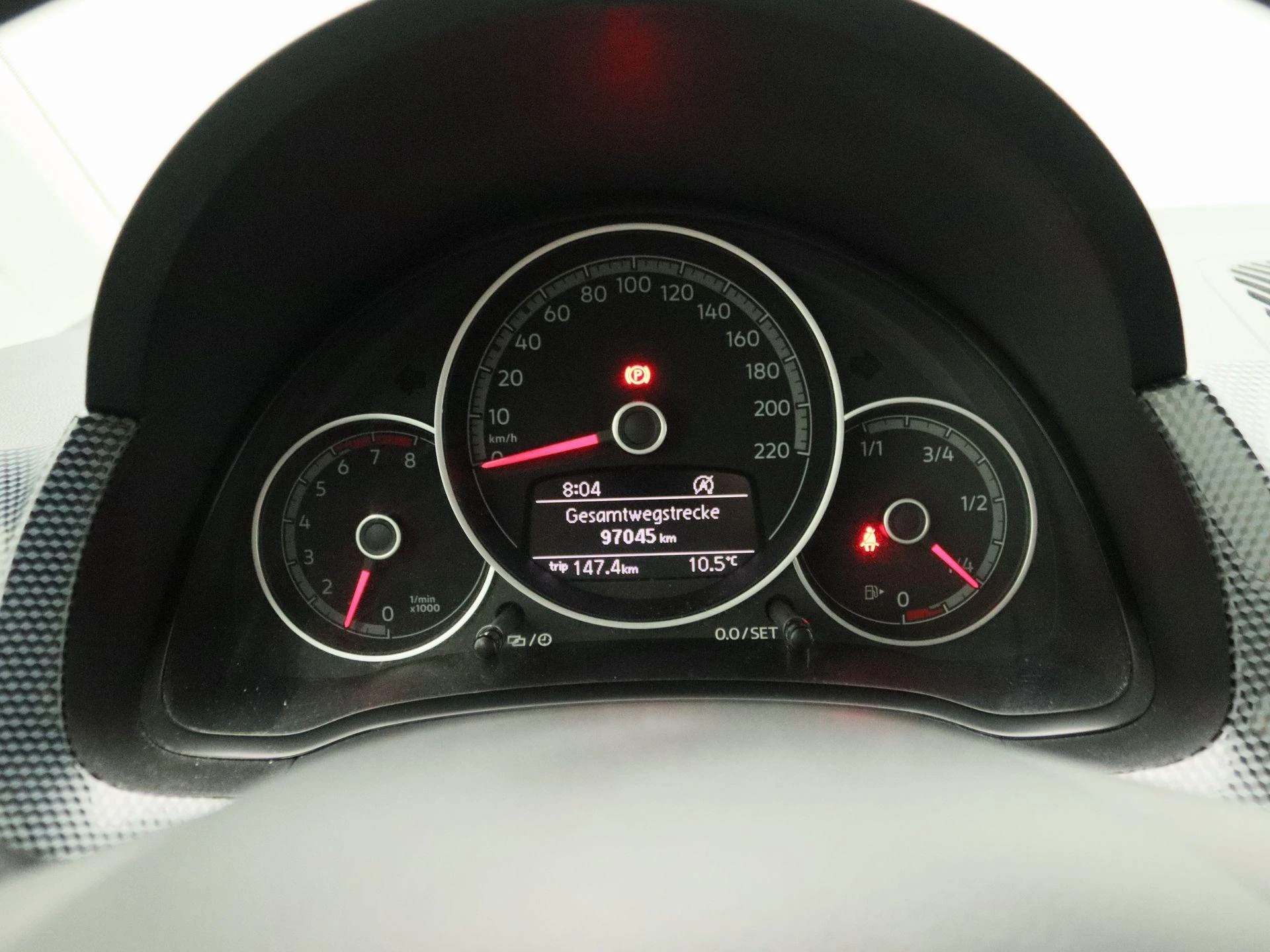 Volkswagen-up!-image-6