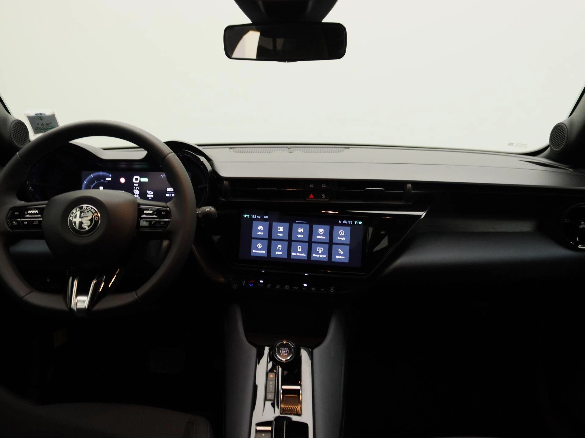 Alfa Romeo Junior Elettrica 54 kWh