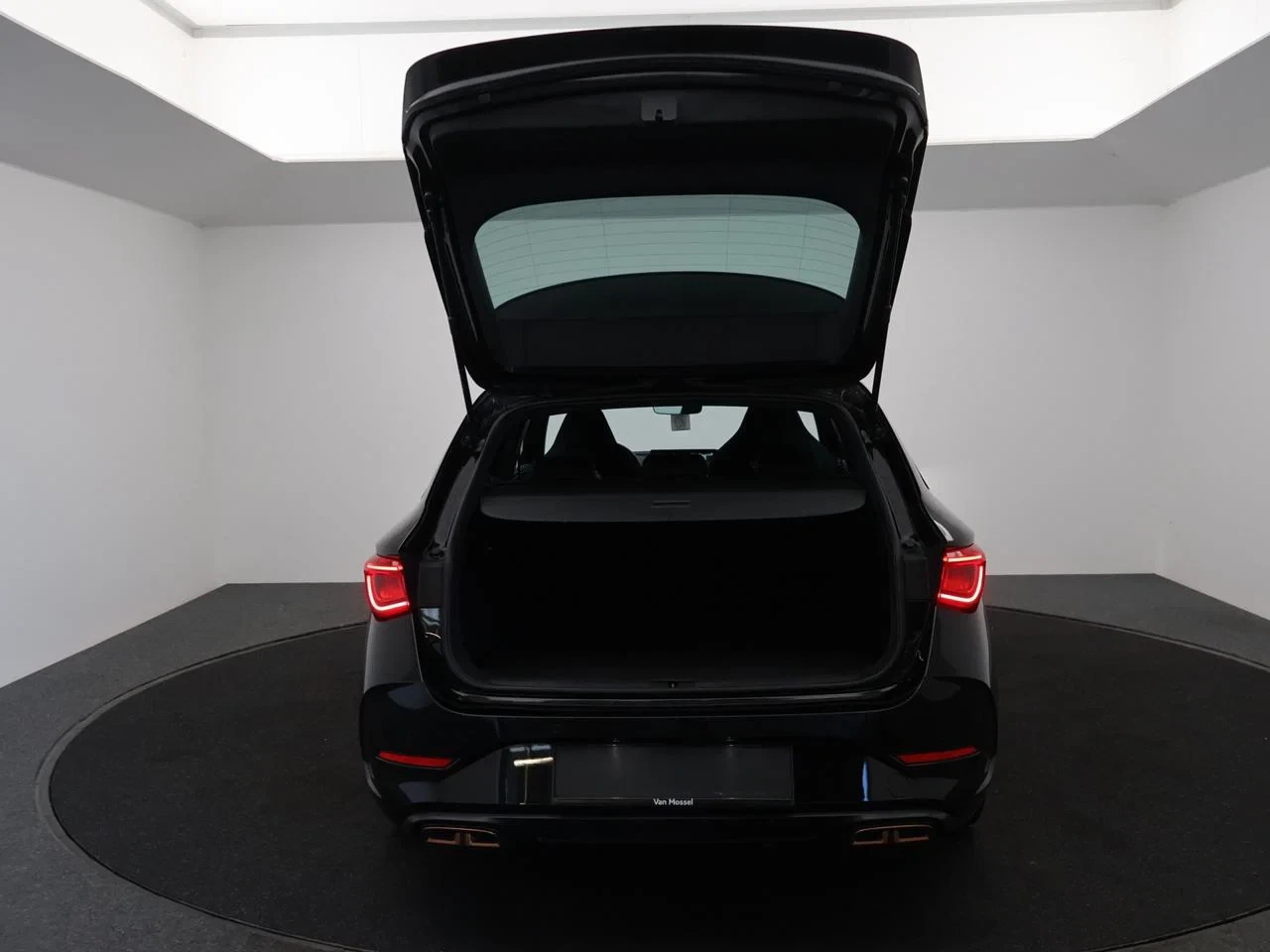 CUPRA-Leon Sportstourer-image-6