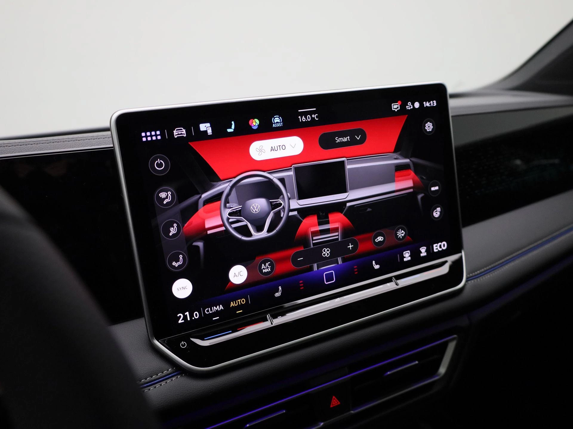 Volkswagen-Tiguan-image-21