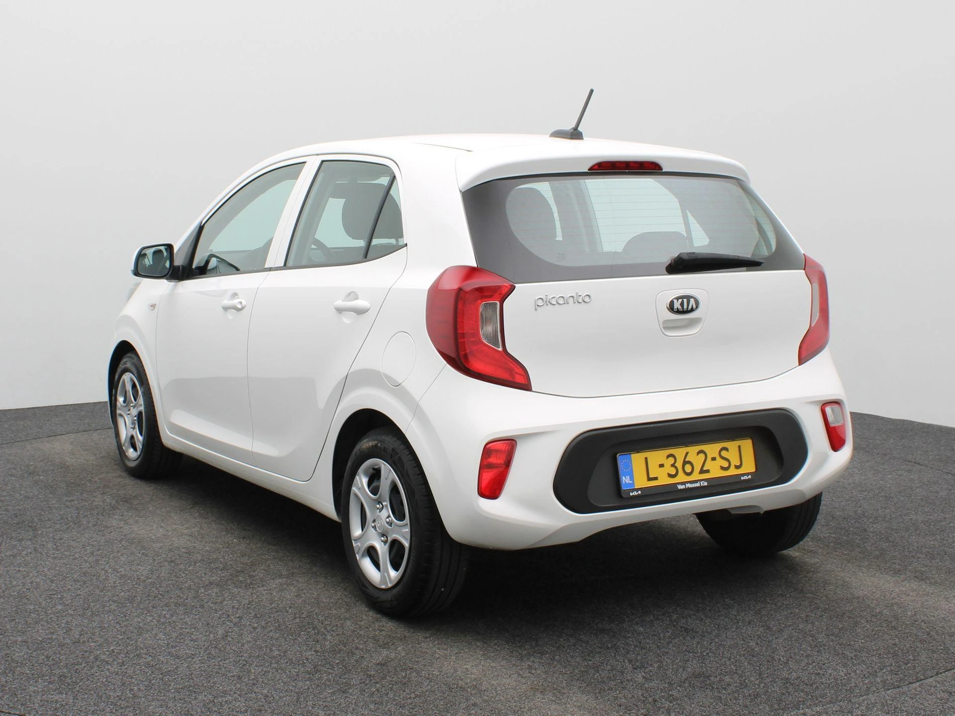 Kia-Picanto-image-1