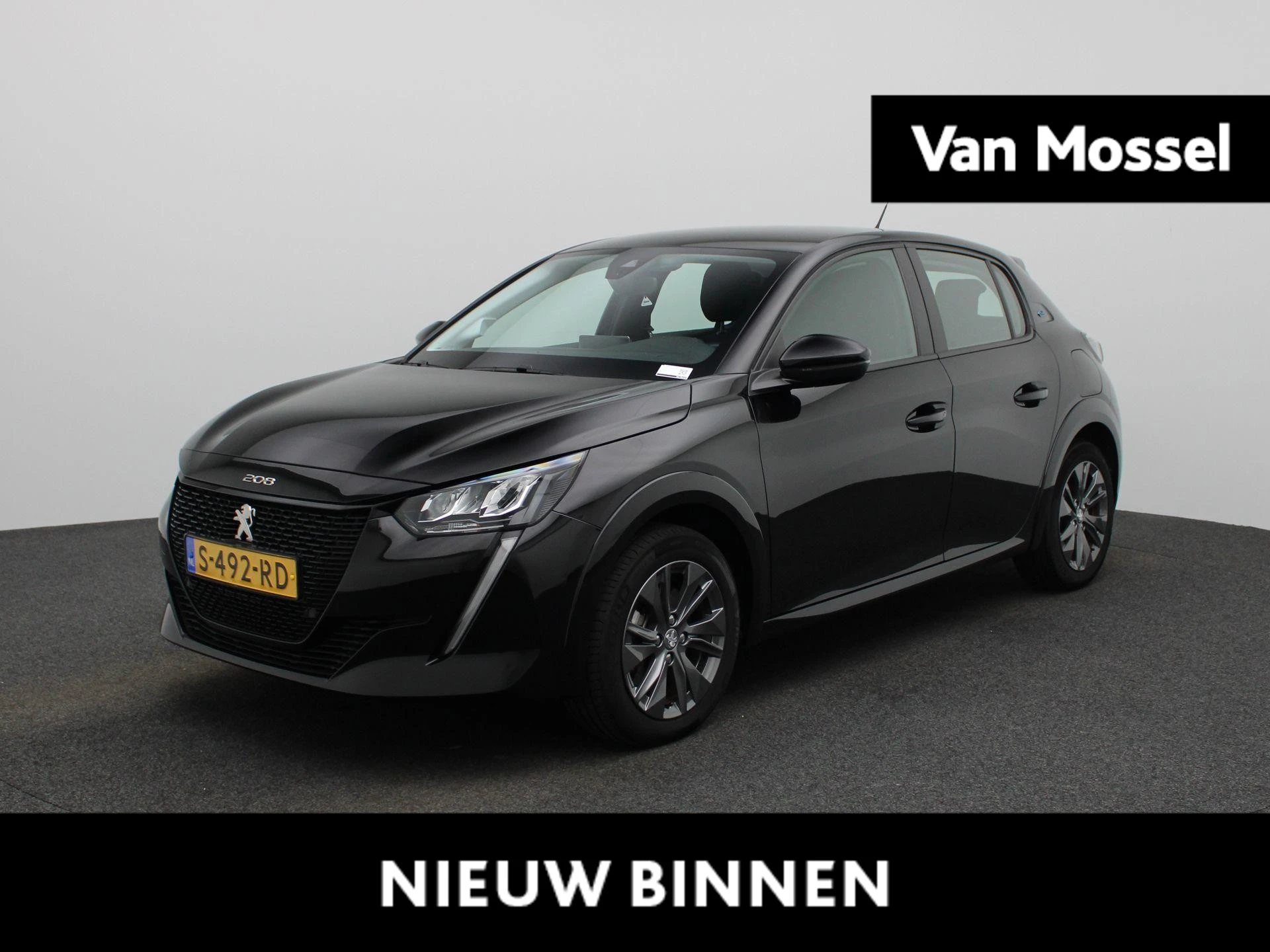 Peugeot-e-208-image-0