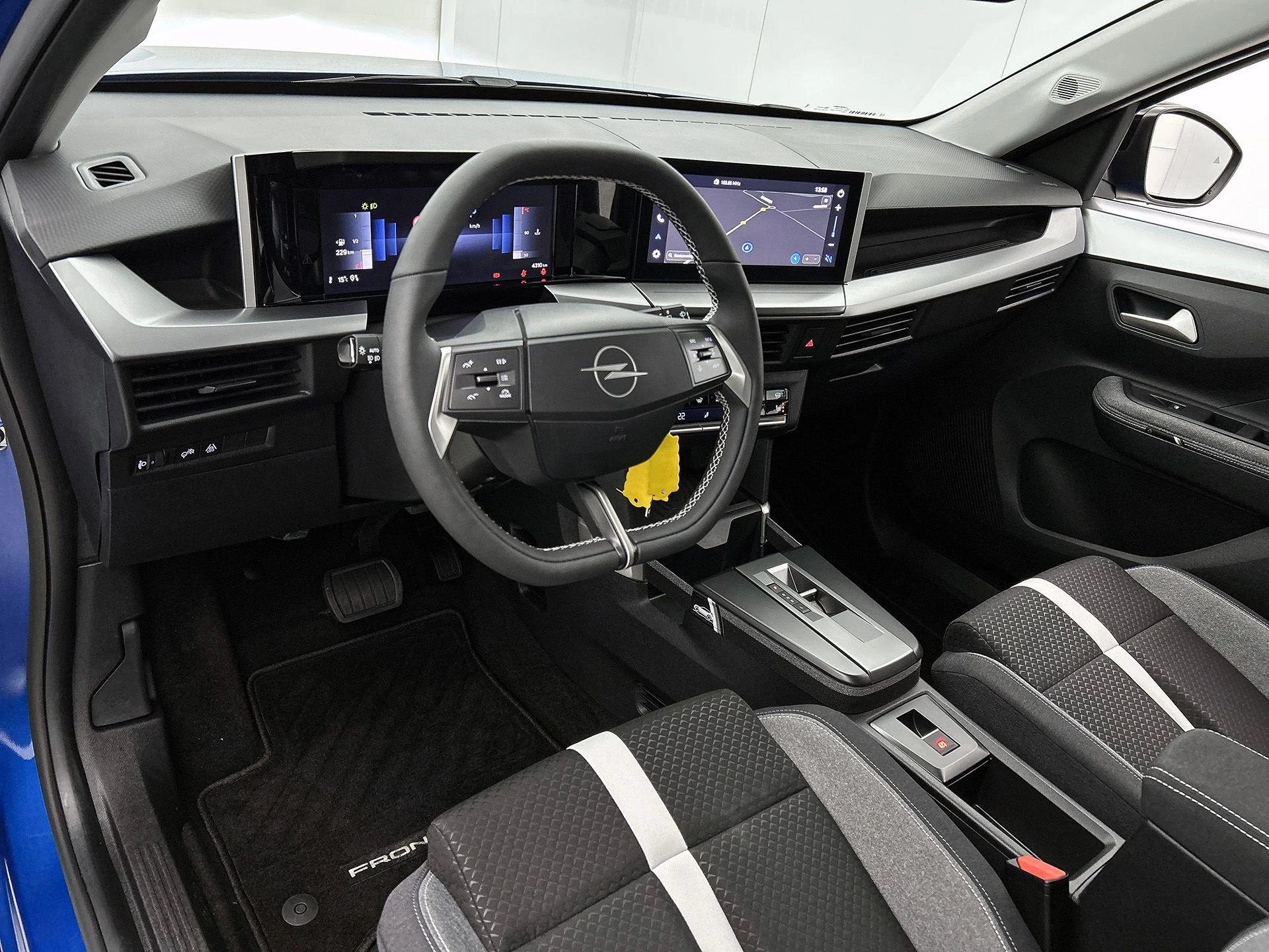 Opel-Frontera-image-20