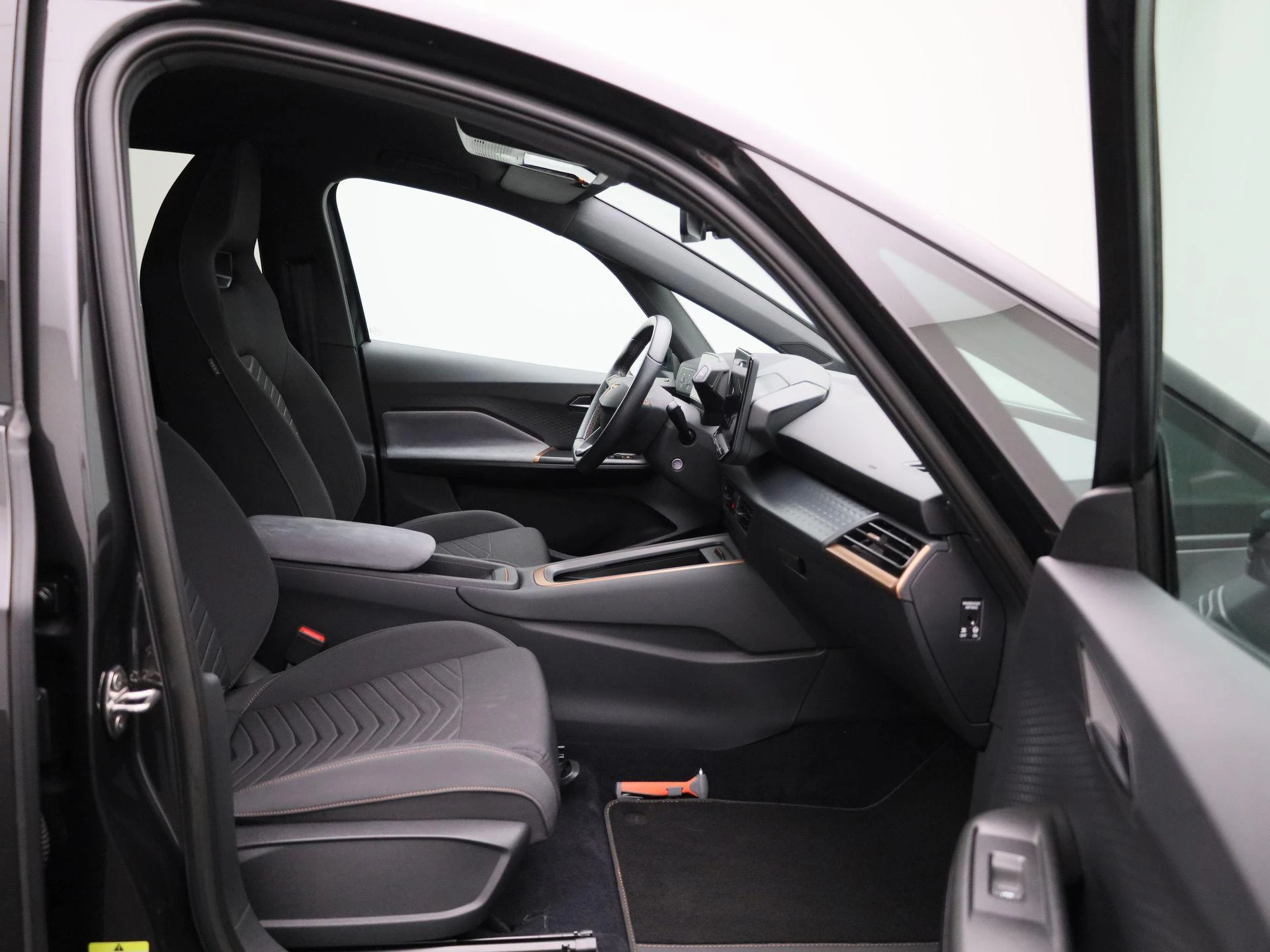 CUPRA-Born-image-35