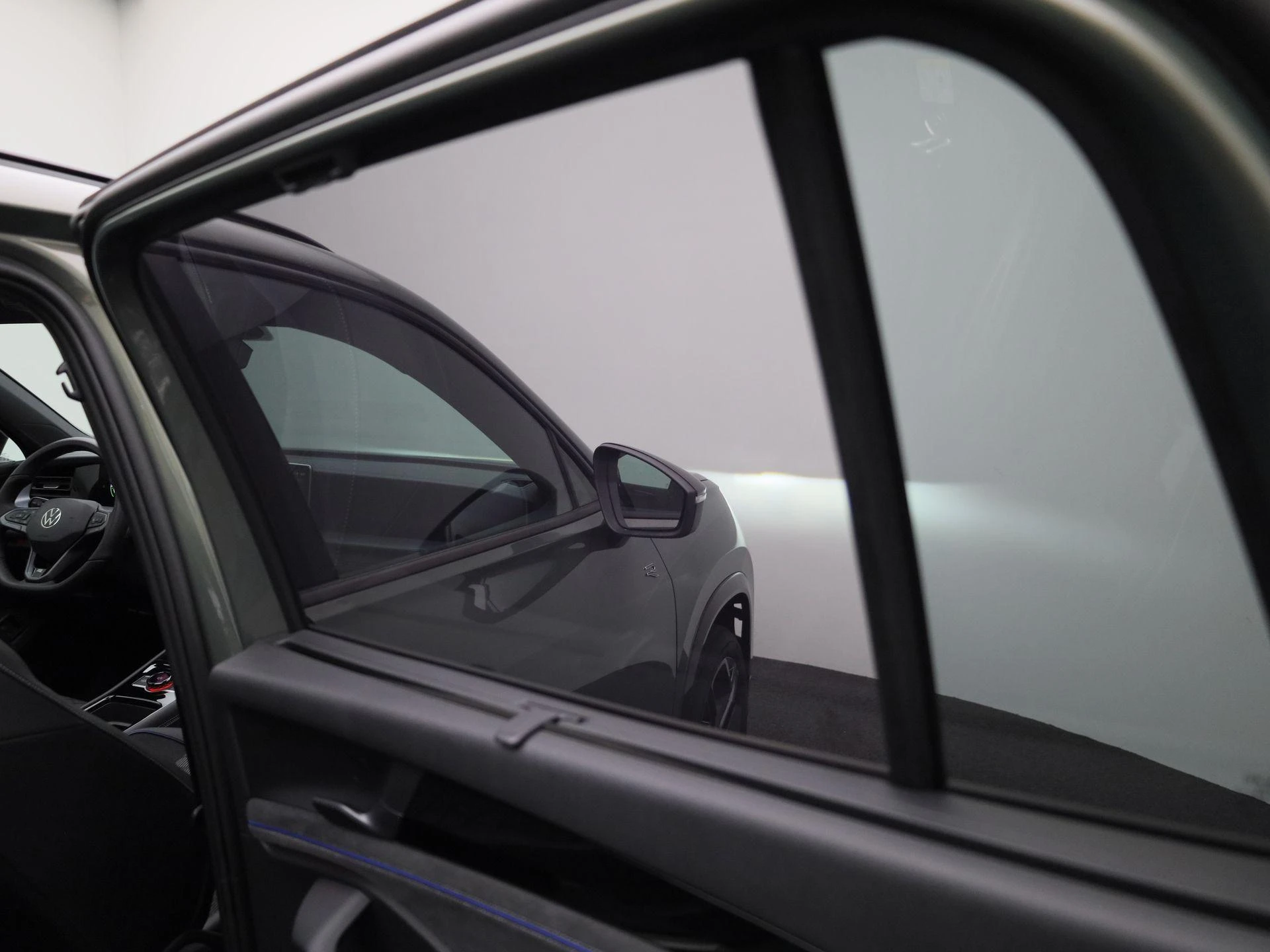 Volkswagen Tayron 1.5 eHybrid R-Line Edition 204 PK|