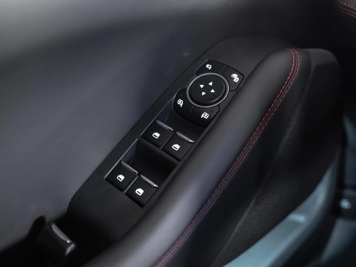 Ford-Mustang Mach-E-image-15