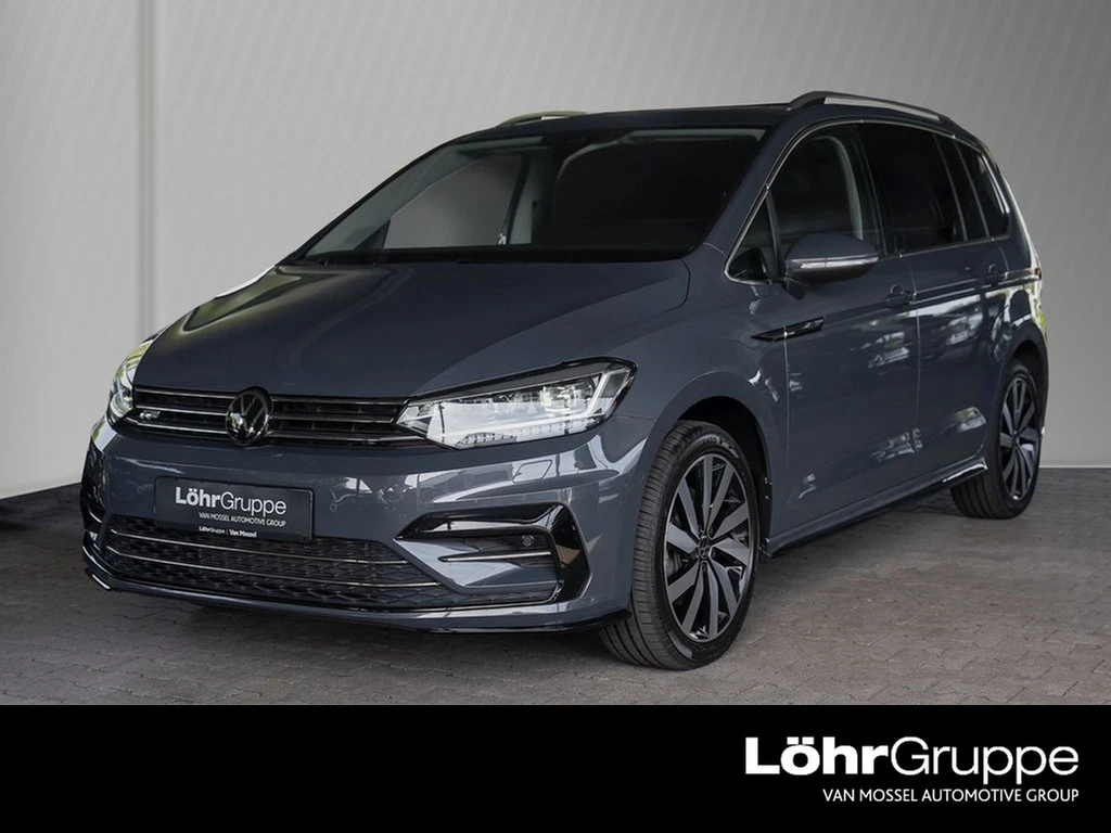 Volkswagen-Touran-image-0