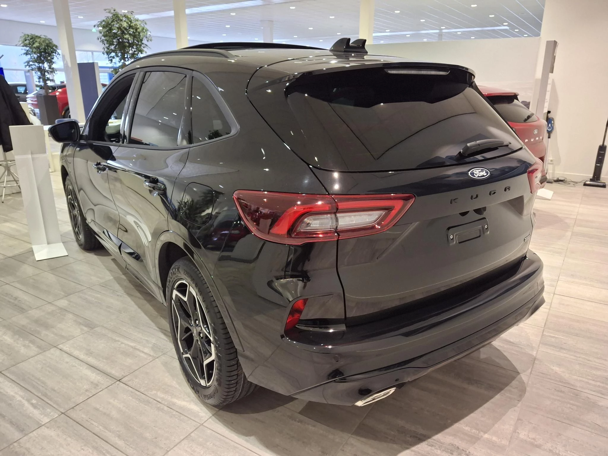 Ford-Kuga-image-2