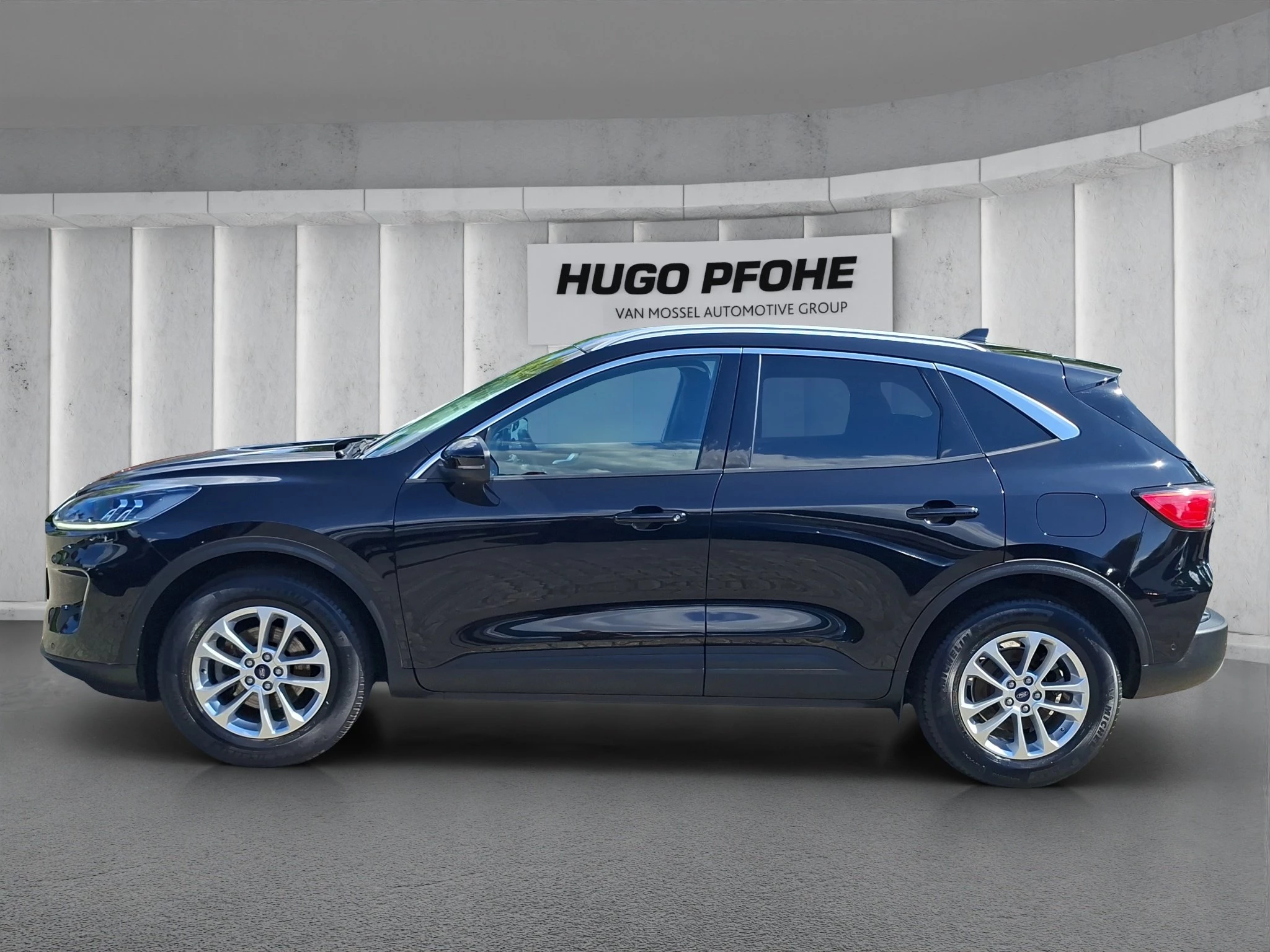 Ford Kuga Titanium 1.5 EB GJR | ACC | RFK | SHZ | PDC | LMF | Navi | Klima | BT