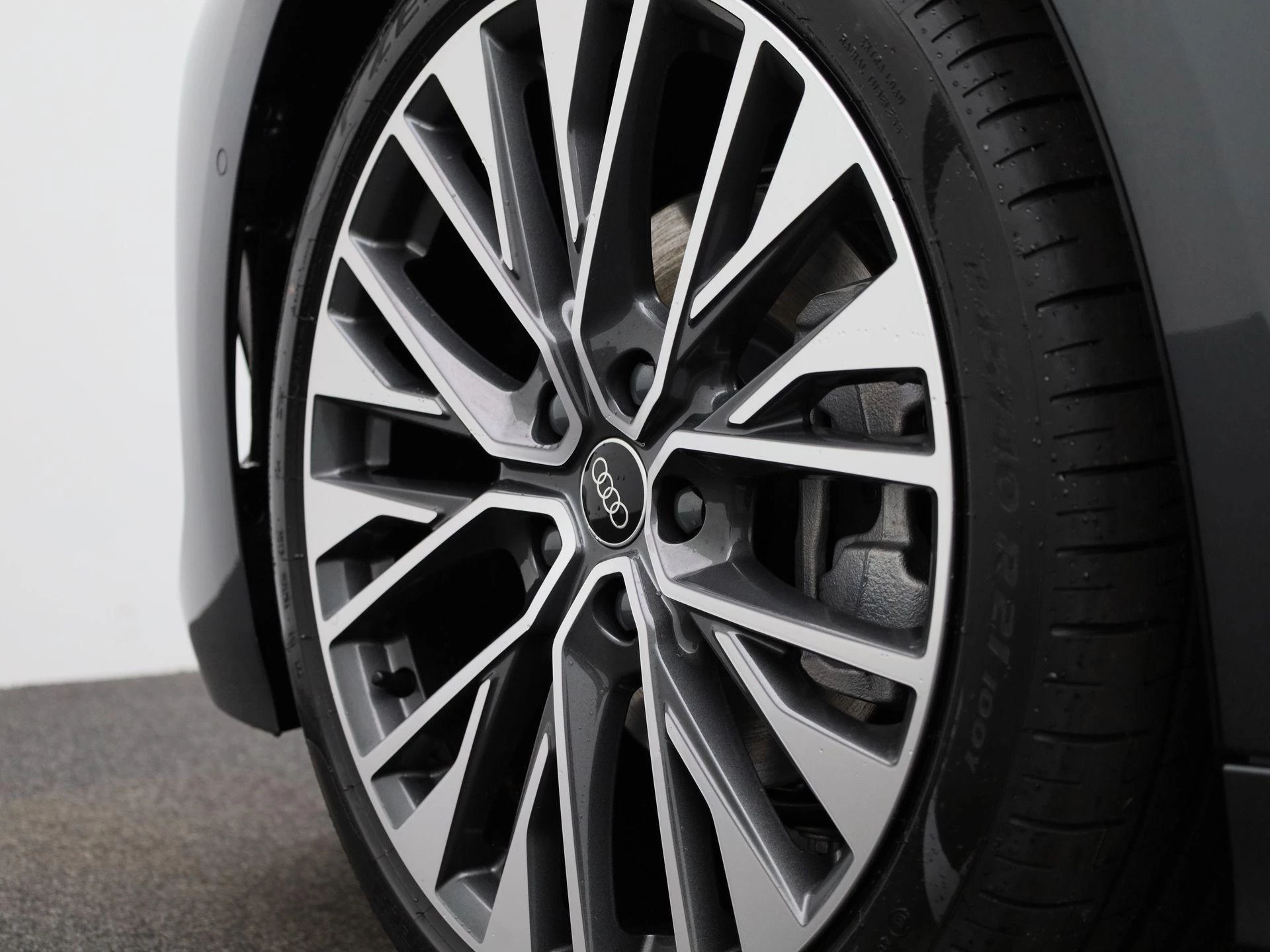 Audi A6 Avant e-tron S edition 83 kWh