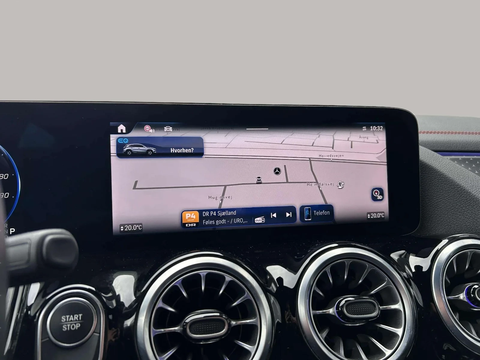 Mercedes-Benz-EQA-image-16
