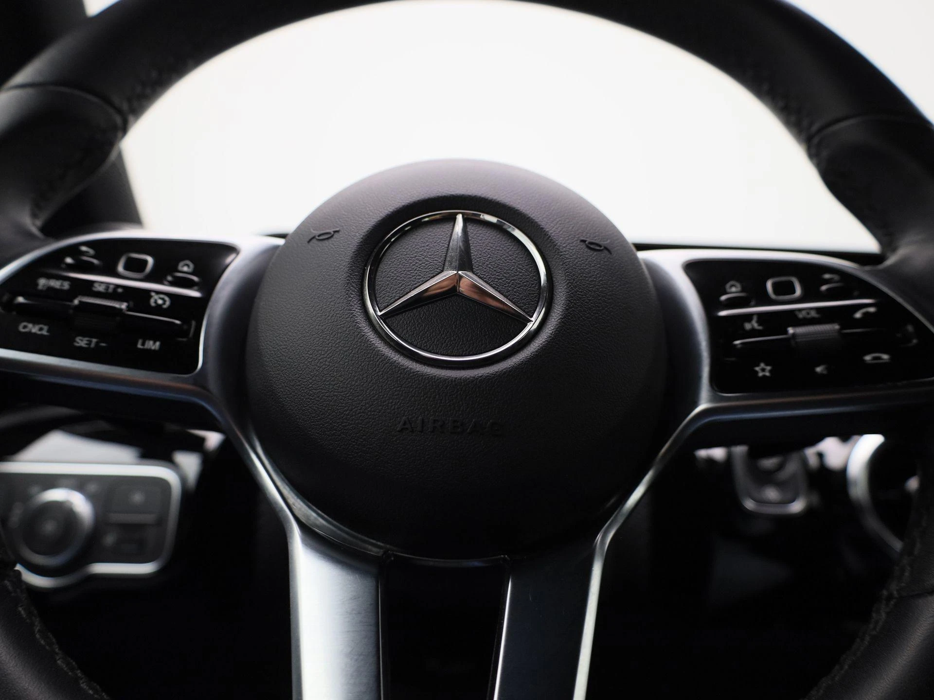 Mercedes-Benz-Classe A-image-28