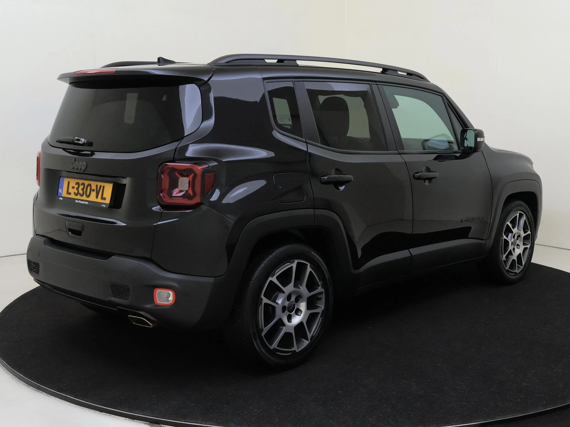 Jeep-Renegade-image-3