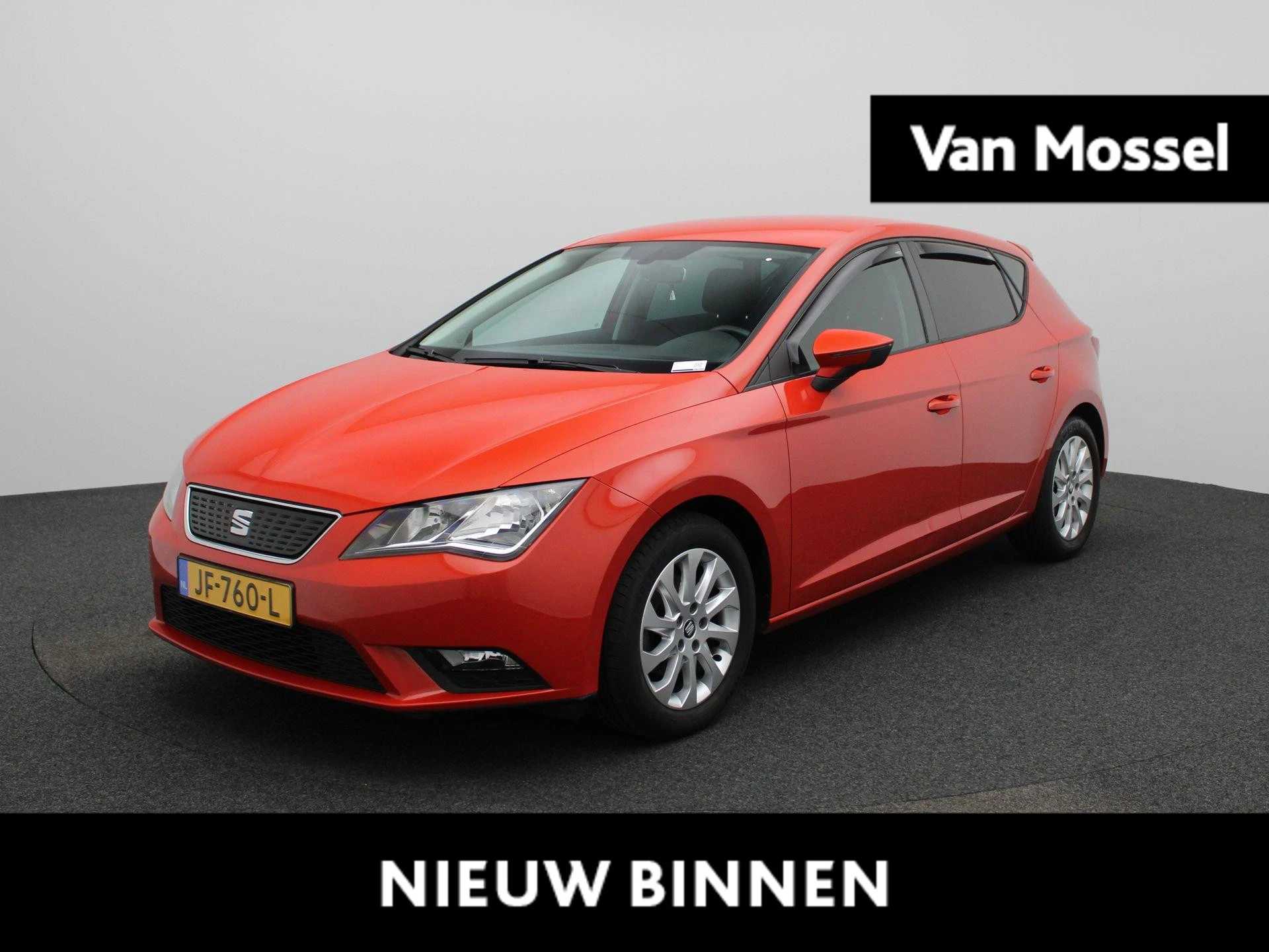 SEAT-Leon-image-0