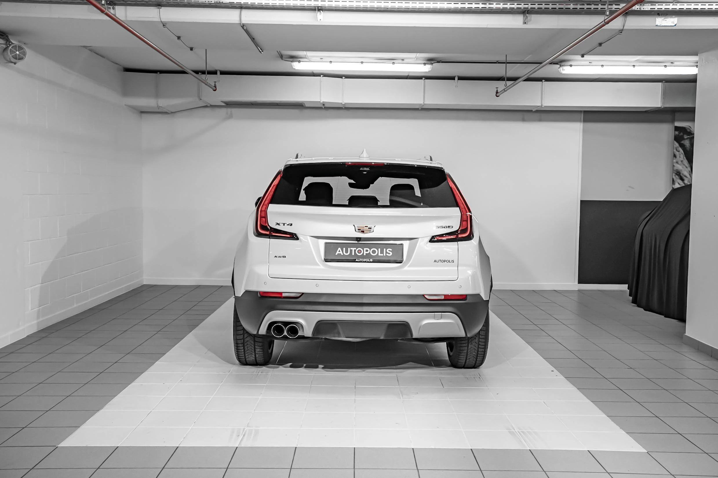 Cadillac-XT4-image-10