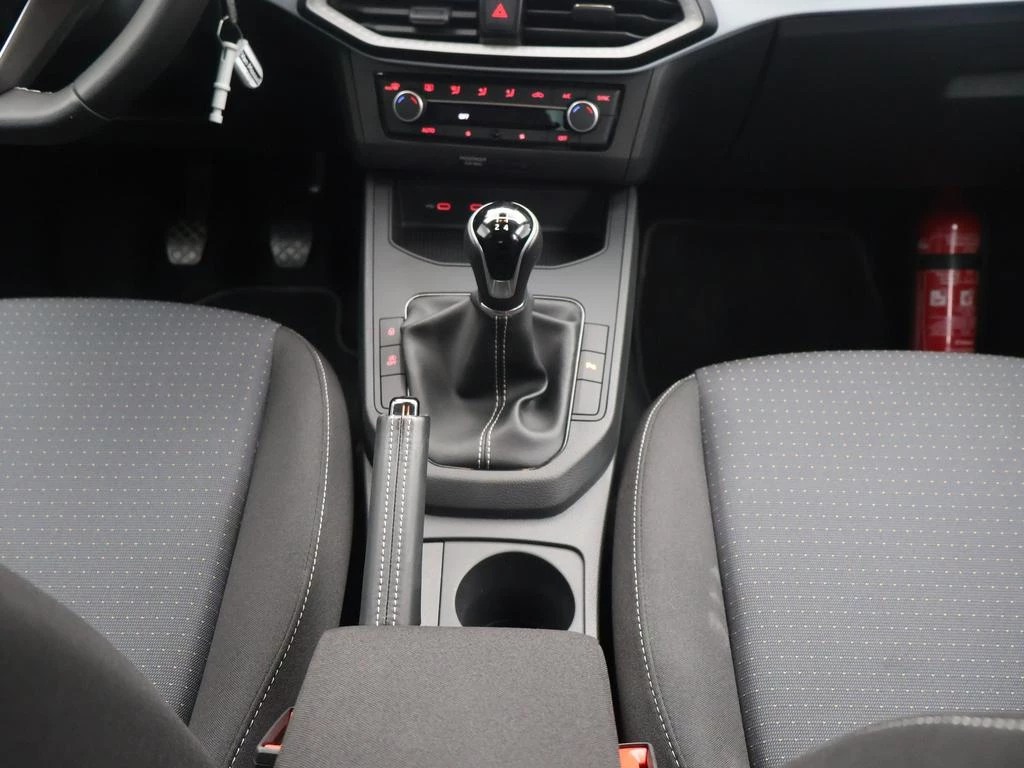 SEAT-Ibiza-image-13