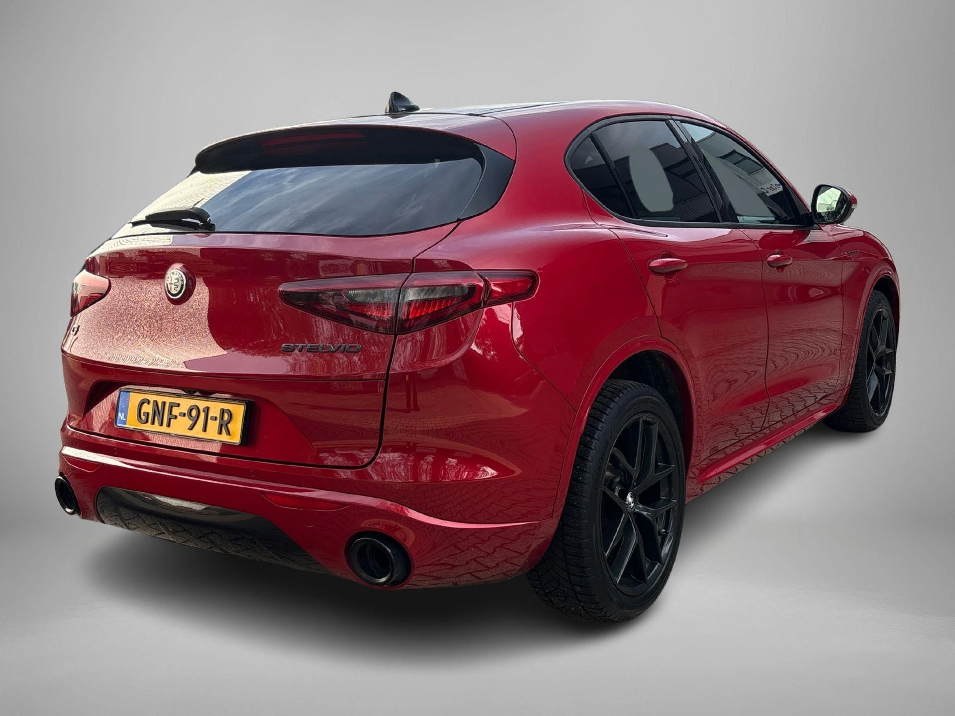 Alfa Romeo-Stelvio-image-36