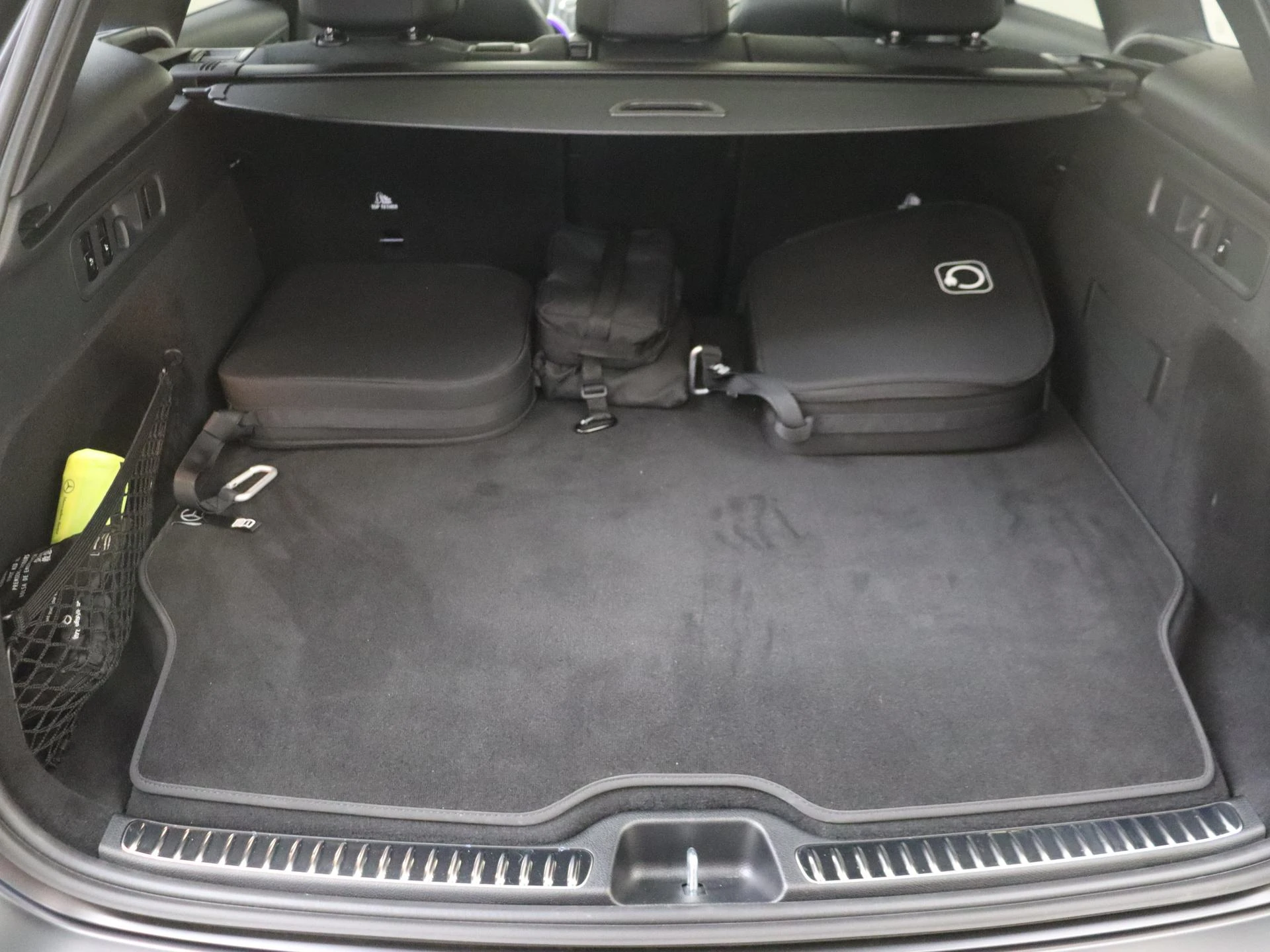 Mercedes-Benz-GLC-image-30