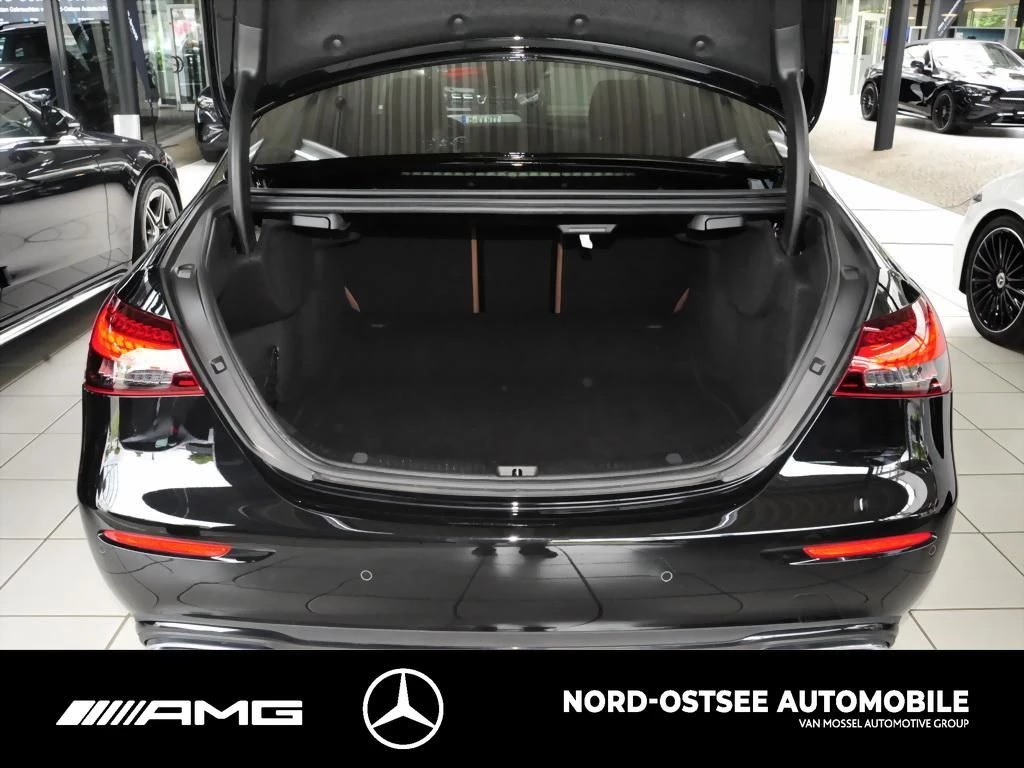 Mercedes-Benz E-Klasse 450 4M AVANTGARDE 360 ACC PDC MULTIBEAM PANO AVANTGARDE