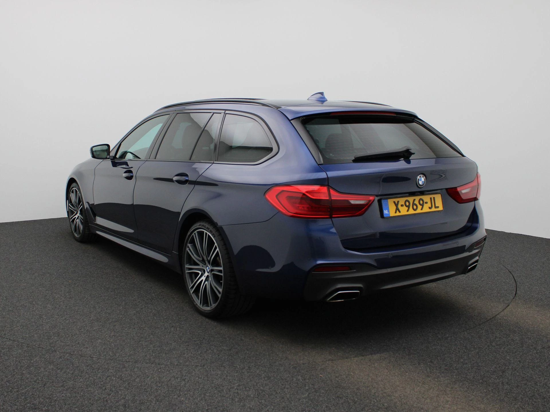 BMW 5 Serie Touring 540i xDrive High Executive