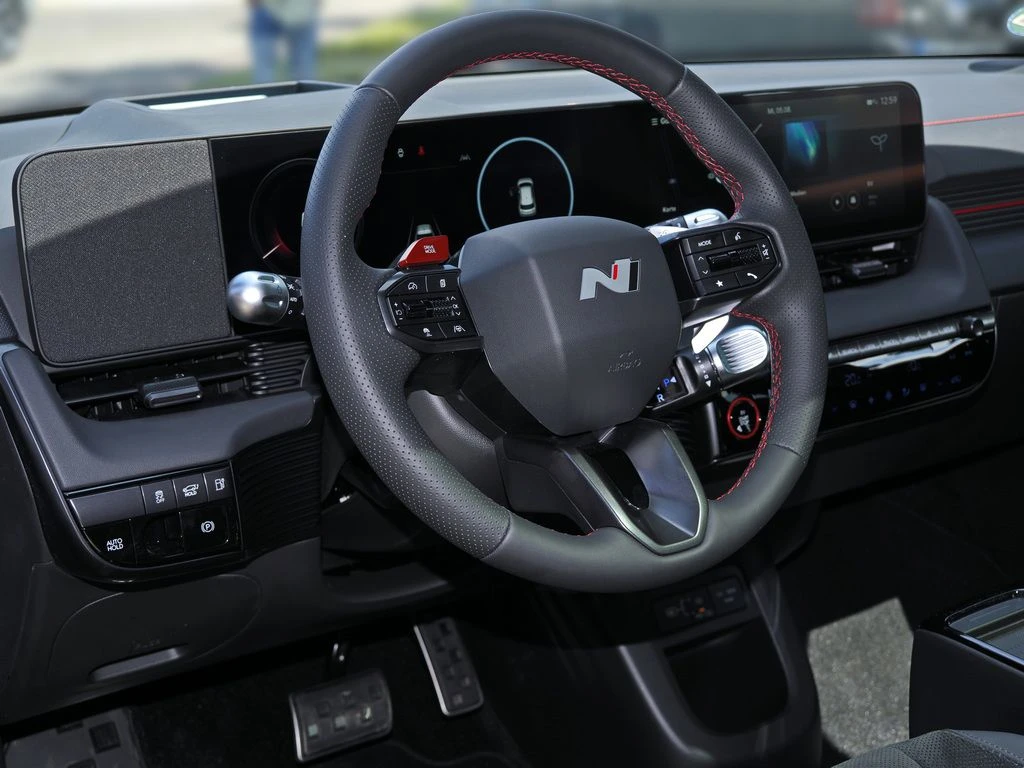 Hyundai-IONIQ 5-image-9