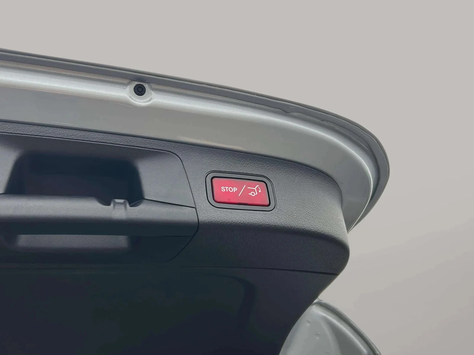 Mercedes-Benz-EQA-image-22