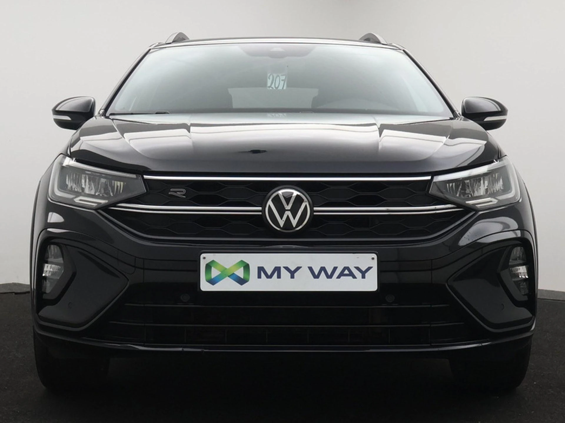 Volkswagen-Taigo-image-2