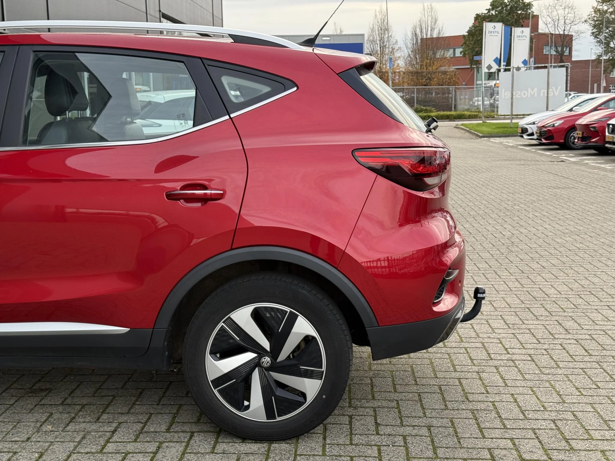 MG-ZS EV-image-15