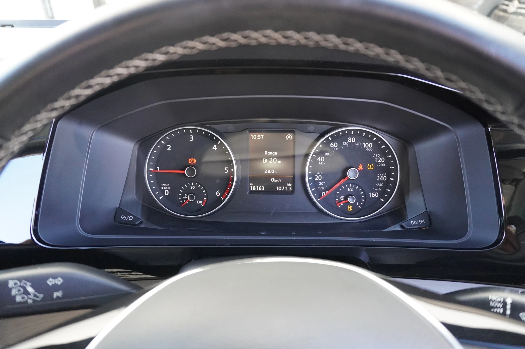 Volkswagen-California-image-7