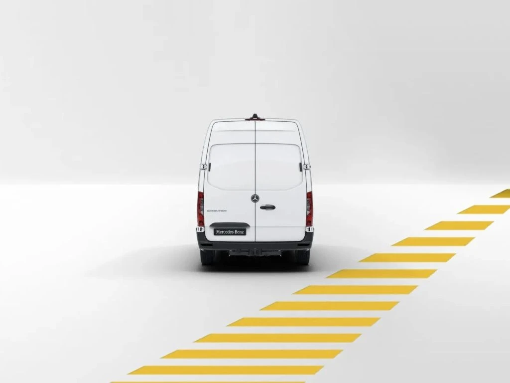 Mercedes-Benz-Sprinter 316-image-5