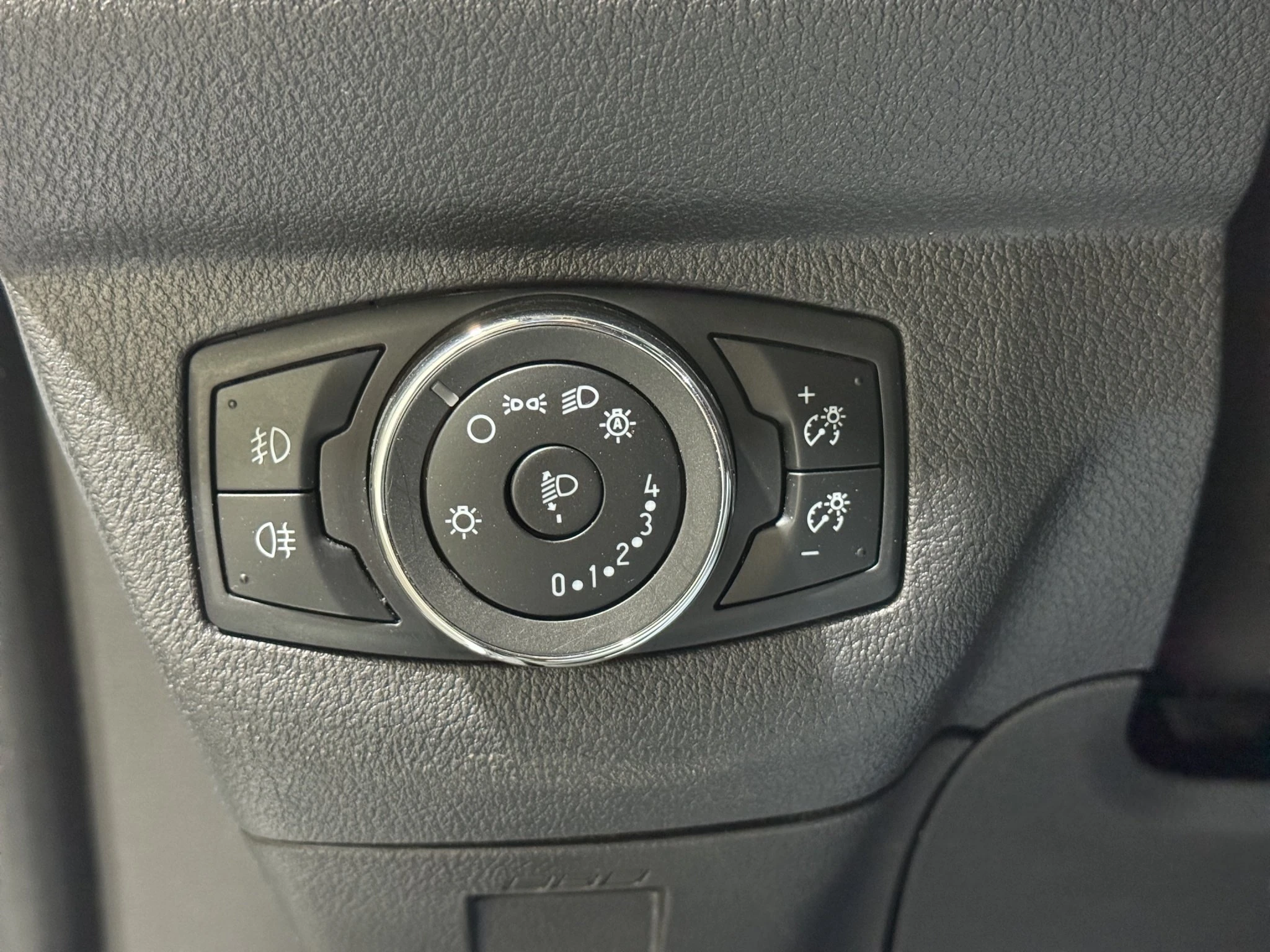 Ford Transit Courier Trend 1.0 EcoBoost 74kW Lieferwagen. 4-türig