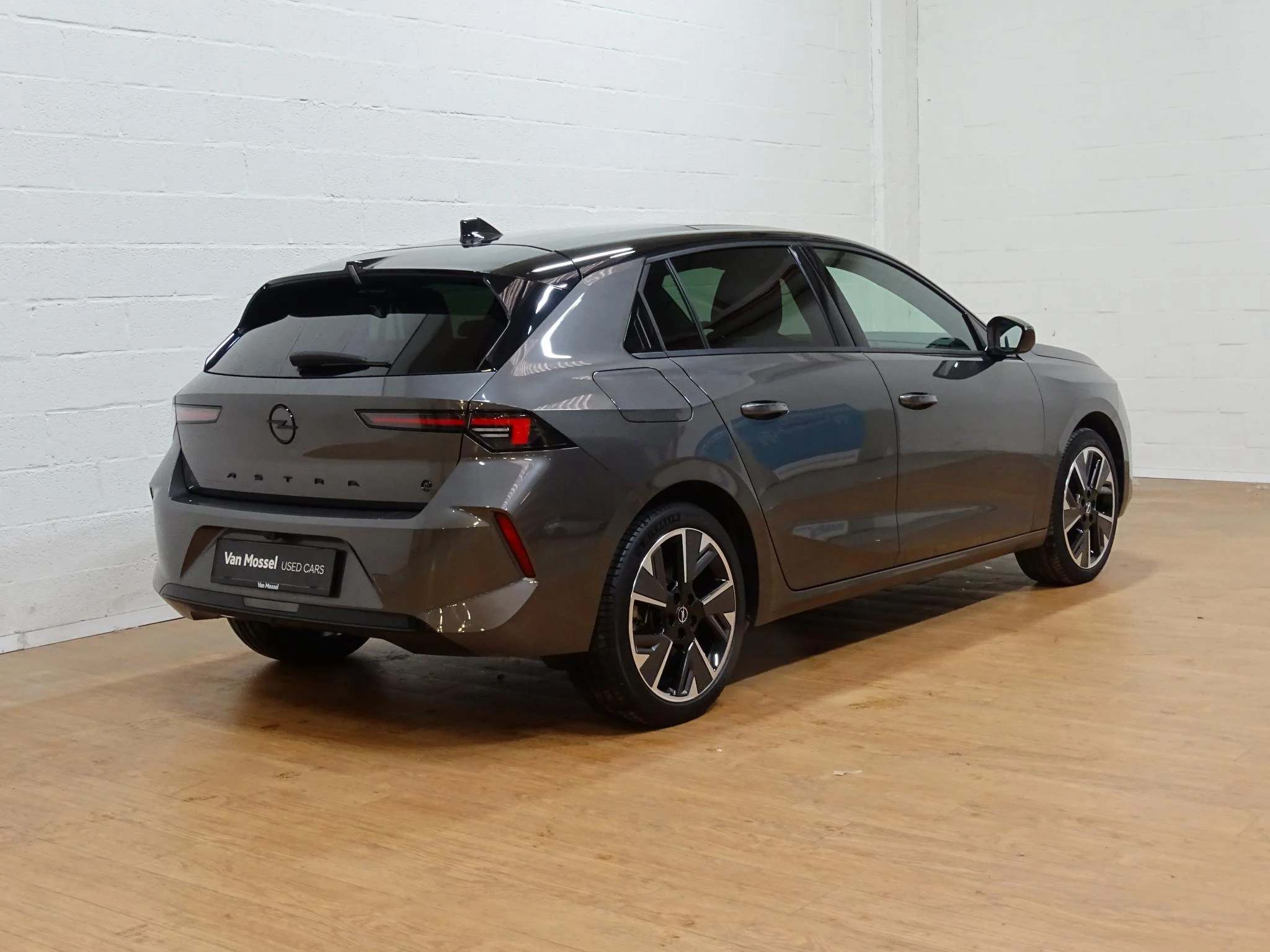 Opel-Astra-image-5