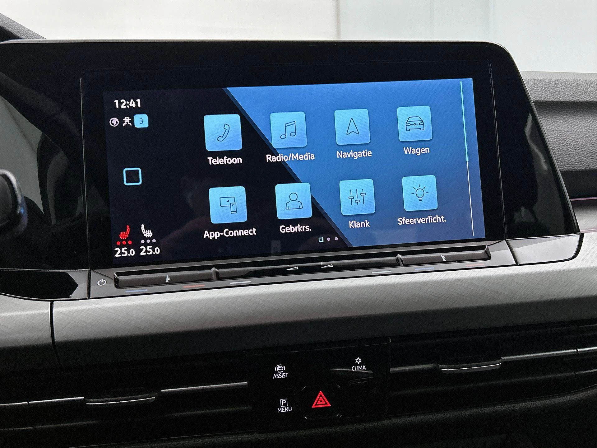 Volkswagen-Golf-image-8