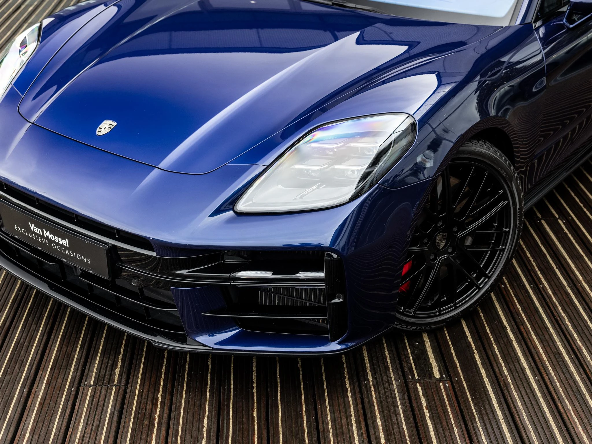 Porsche-Panamera-image-6