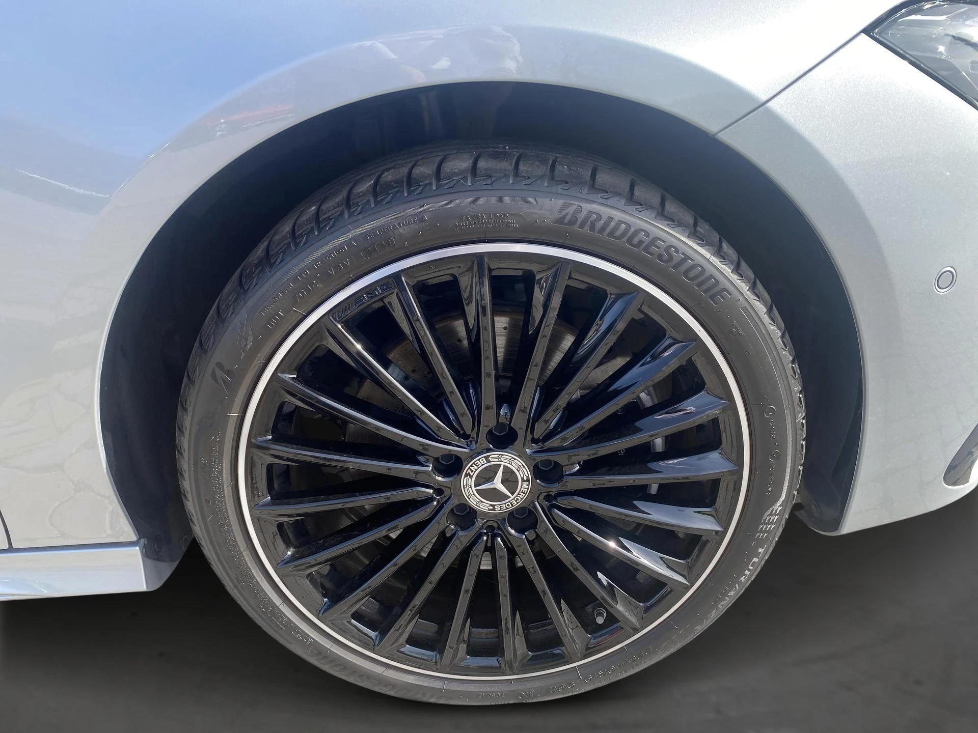 Mercedes-Benz-CLA-image-5