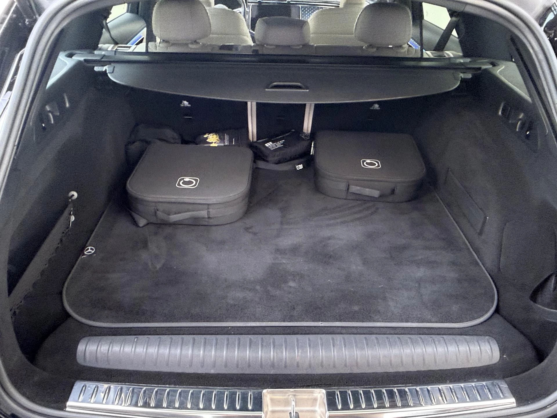 Mercedes-Benz-E-Klasse-image-26