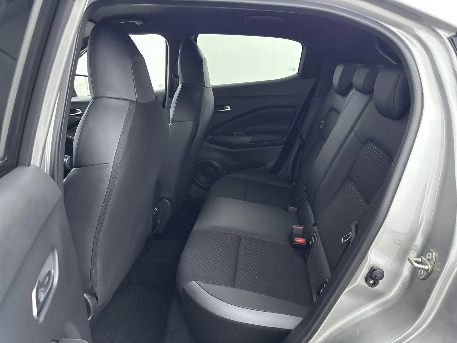 Nissan Juke 1.6 Hybrid N-Connecta 143PK