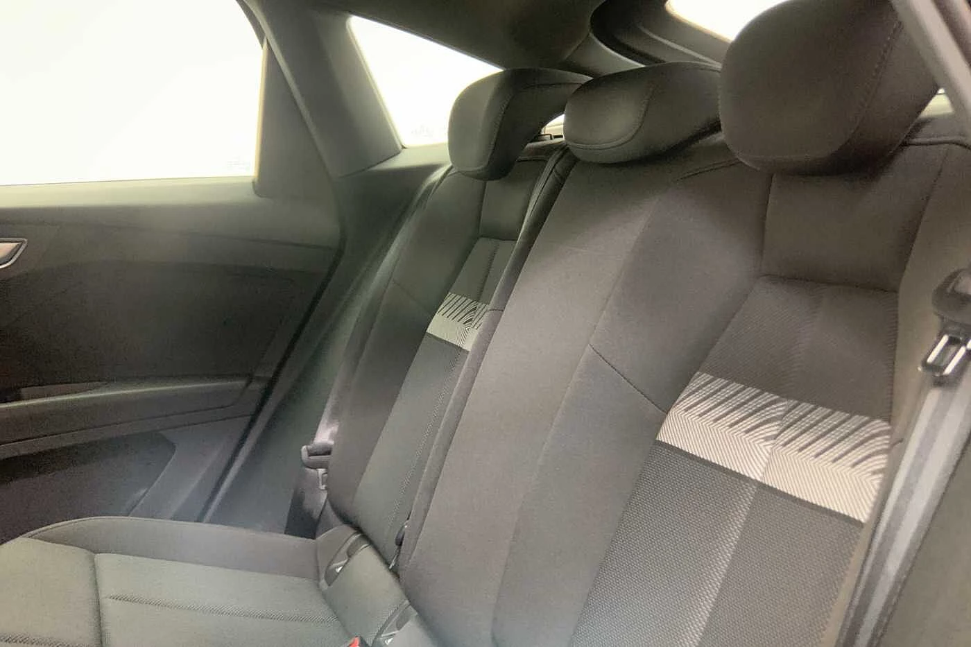Audi-Q4 Sportback e-tron-image-9