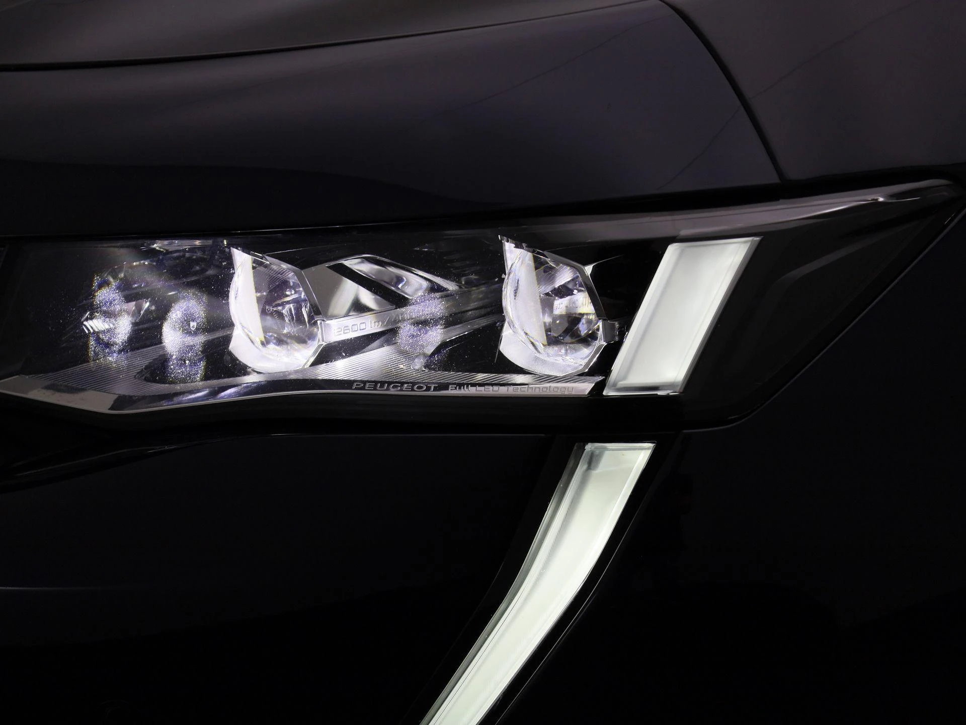 Peugeot-508-image-13