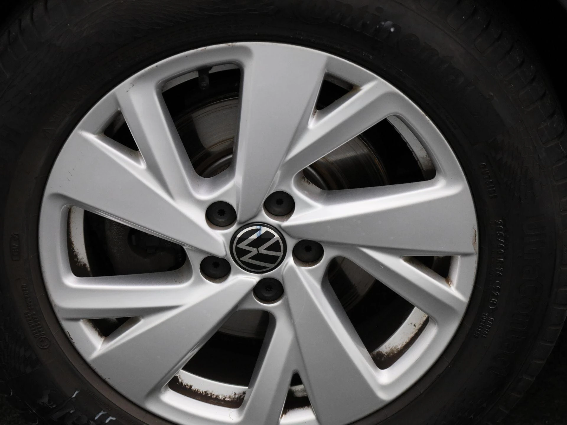 Volkswagen-Taigo-image-12