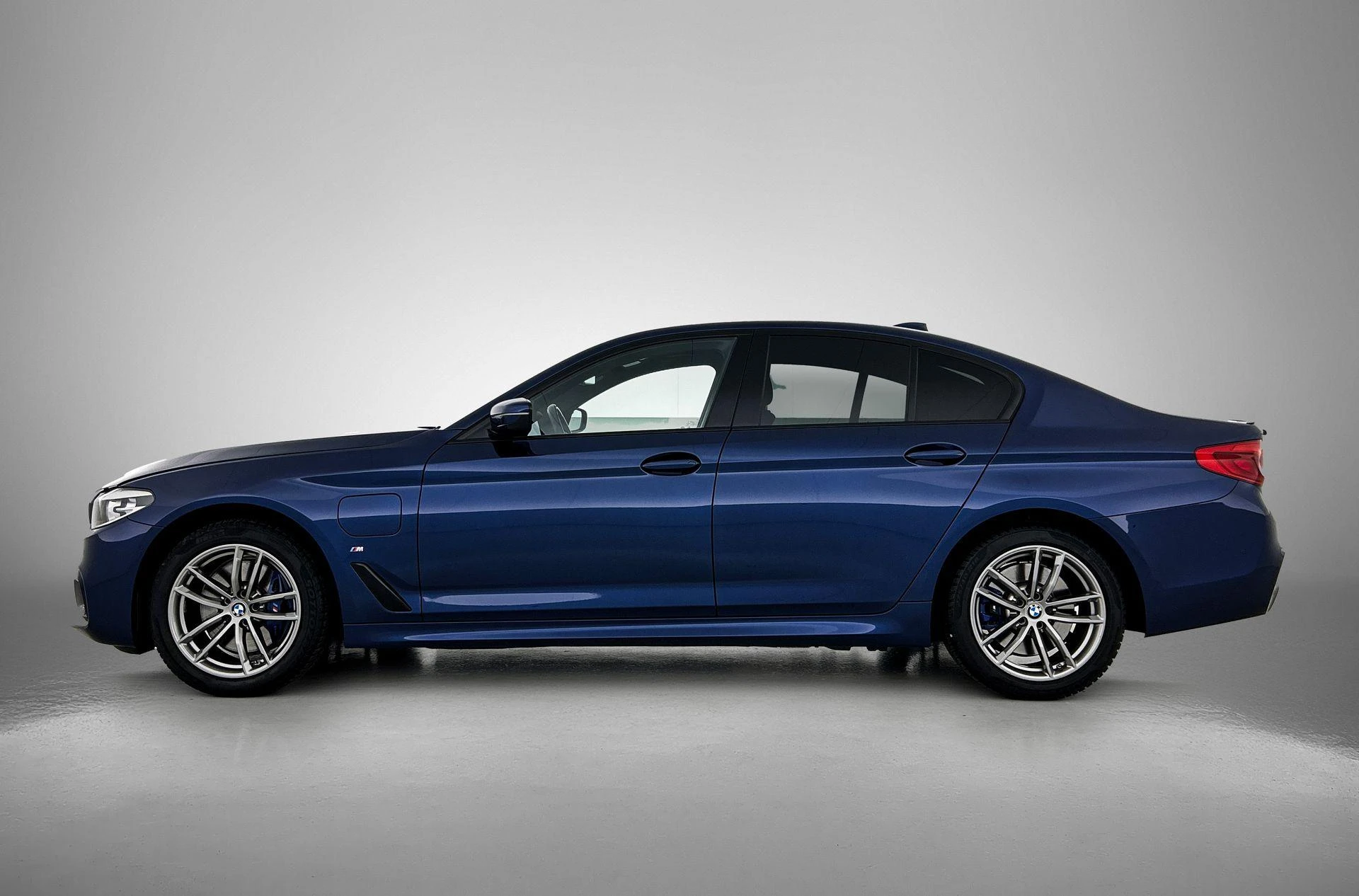 BMW-5 Serie-image-1