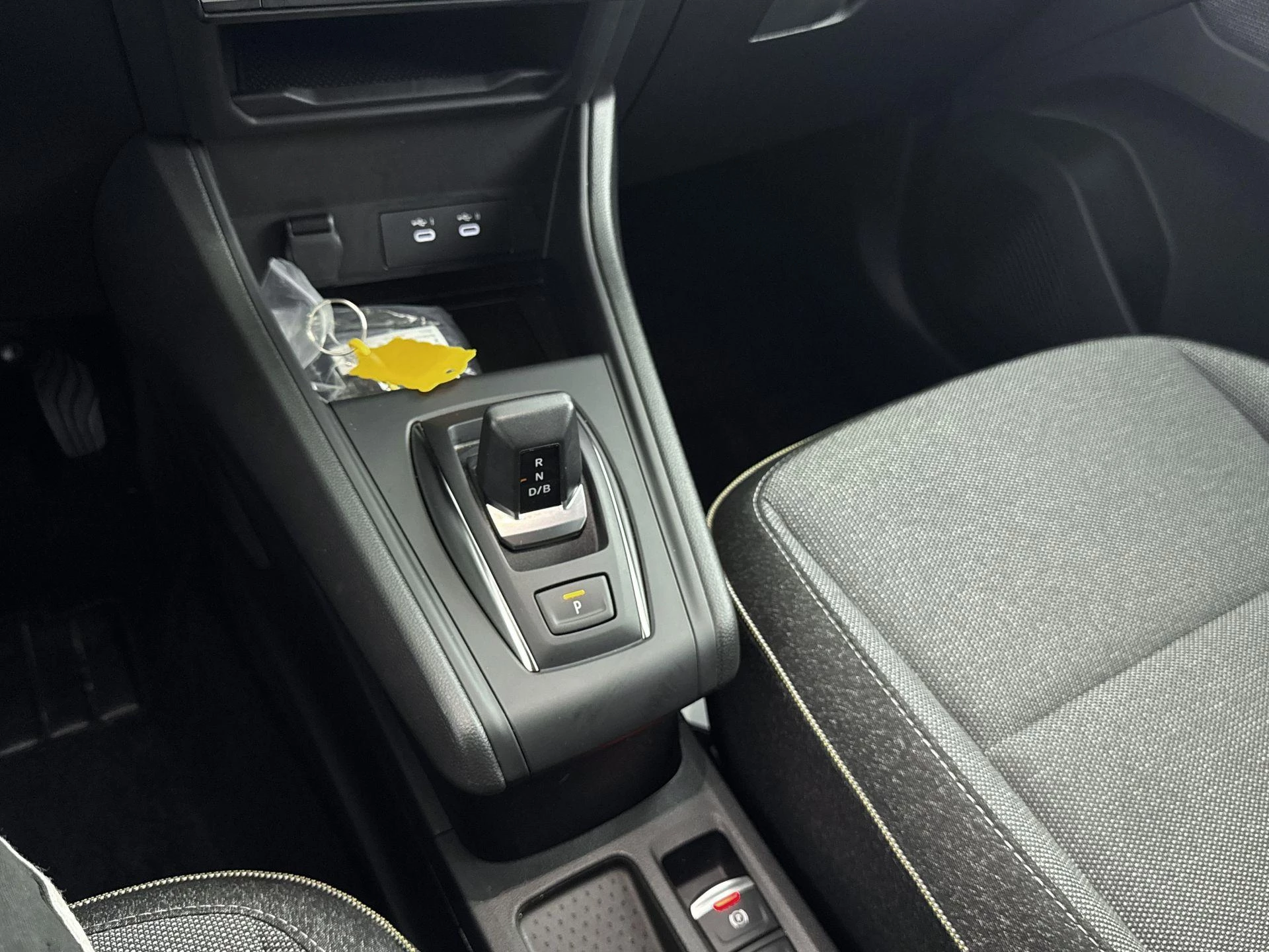 Renault-Captur-image-13