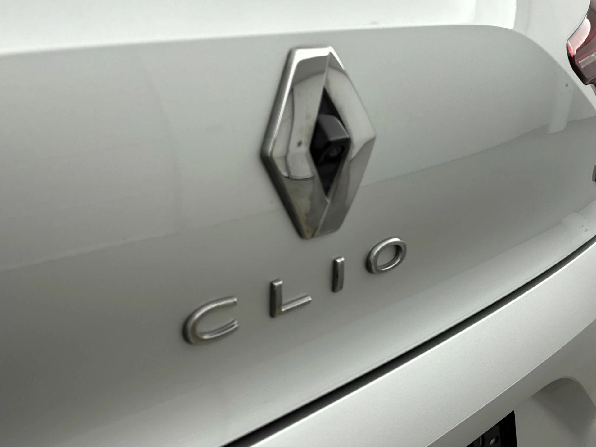 Renault-Clio-image-20