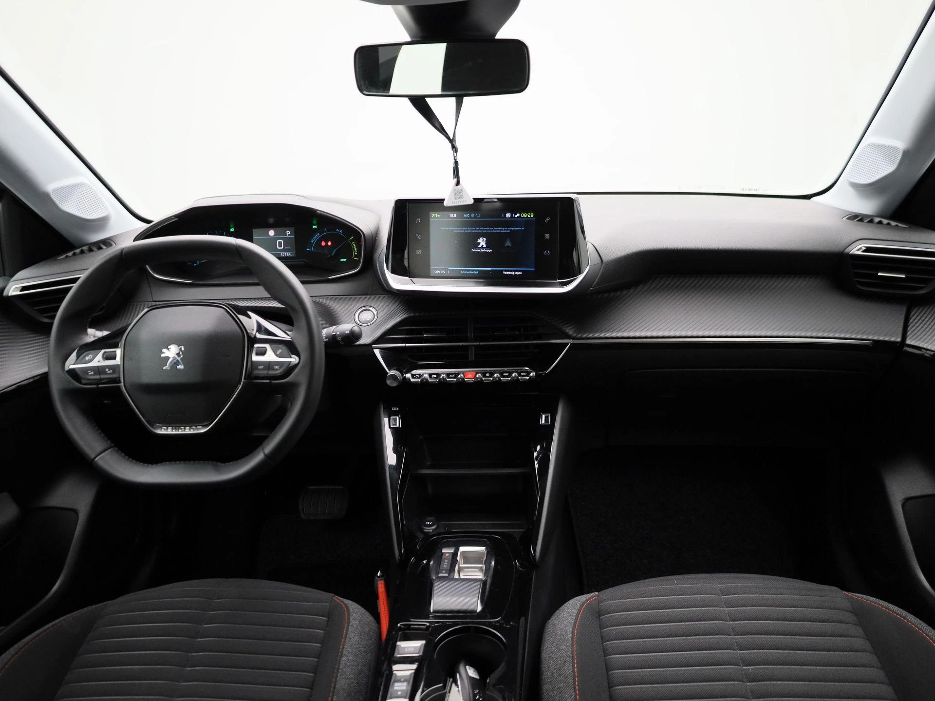 Peugeot-e-208-image-32