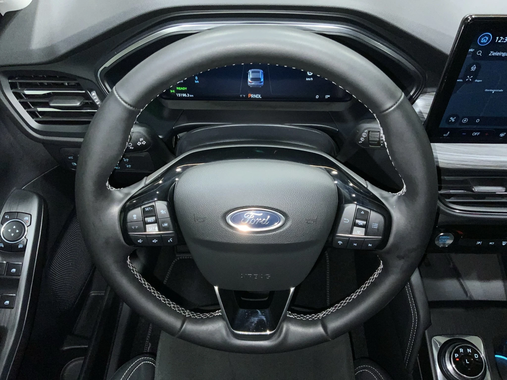 Ford-Kuga-image-12