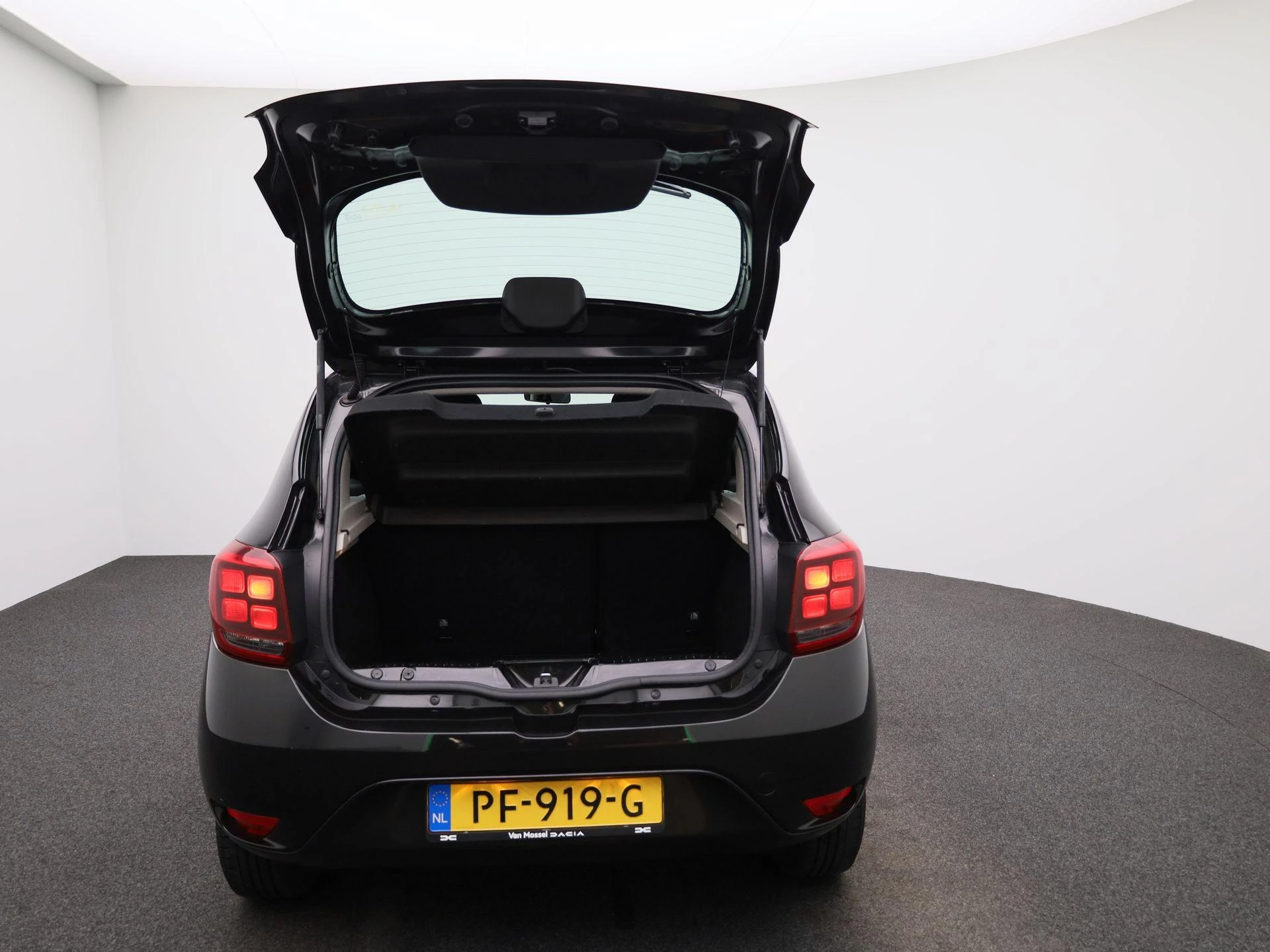 Dacia-Sandero-image-10